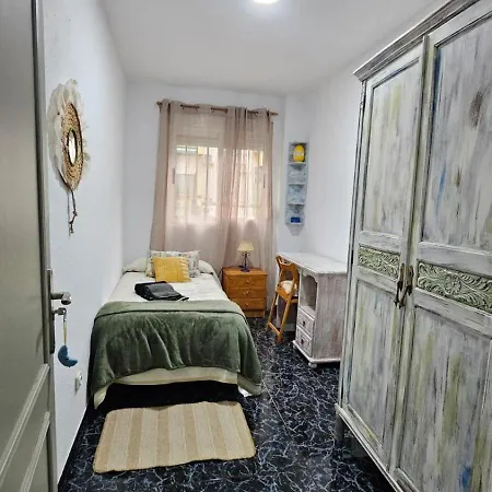 Apartamento Familiar en Granada-3